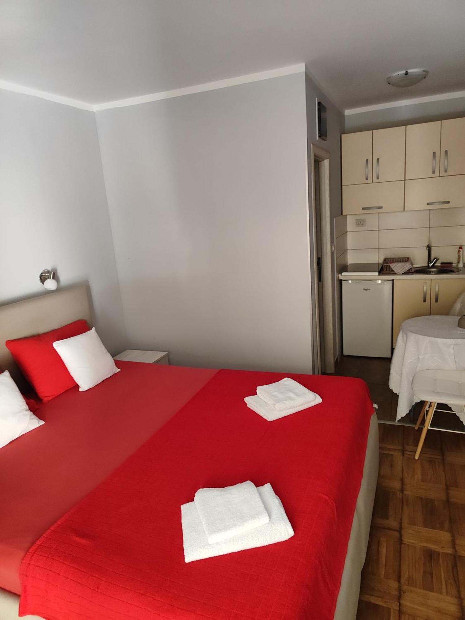 Apartmani Radovic 2 Budva Exterior foto